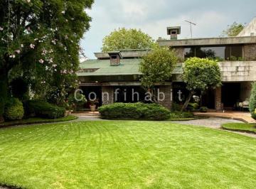Casa de 3 habitaciones, Cuajimalpa de Morelos · Residencia con 825 m² de Terreno y Jardin Plano en Lomas de Vista Hermosa