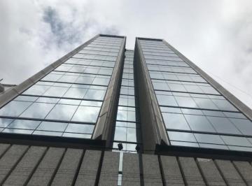 Oficina · 200m² · 2 Estacionamientos · Roma Norte, 200 m², 4 Privados, Sala de Juntas, Área Abierta, Excelente Ubicación, Vigilancia