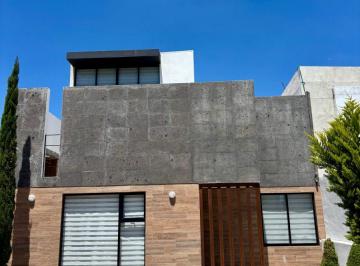 Casa de 2 habitaciones, Pachuca · Venta de Casa en Zona Plateada, Pachuca. 2 Habitaciones Más Loft.