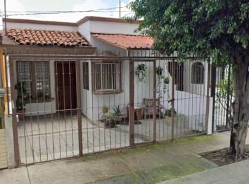Casa de 2 habitaciones, Zapopan · Casa en Venta Jardines del Valle Zapopan Jalisco