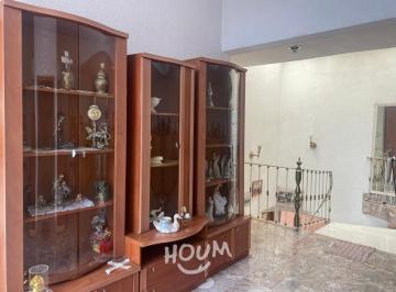 Casa · 412m² · 3 Recámaras · 4 Estacionamientos · Casa en 5 de Mayo con 3 Recámaras, Id:.