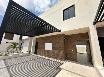 Casa · 184m² · 3 Recámaras · Venta Casa 3 Rec. Residencial Rio Cancun