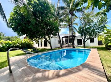Casa en condominio de 3 habitaciones, Benito Juárez · Casa en Venta, Una Planta, 3 Recámaras. Lagos del Sol, Cancún.