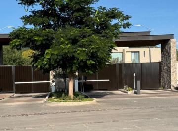 Terreno / Lote , Querétaro · Terreno Platino en Venta Ubicado en Condominio Premium del Fraccionamiento Altozano