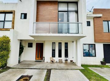 Casa en condominio de 3 habitaciones, El Marqués · Casa en Venta en Zibata, Condominio El Canto, Zibata El Marques Querétaro