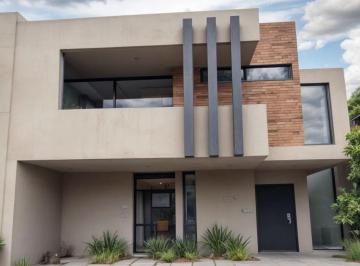Casa de 3 habitaciones, El Marqués · Casa en Venta en Zibatá, Hermosa! 3 Recámaras, Una en Pb, Estudio, Alberca