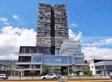 Local comercial · 600m² · 24 Estacionamientos · Local Comercial en Renta en Monterrey