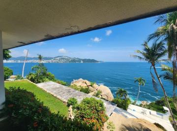 Casa · 500m² · 3 Recámaras · 5 Estacionamientos · Residencia con Vista Al Mar