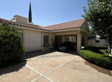 6d882006d535b1b02e83c9863e5dfdbbc826a3b2da1b22170859d1bfa444a4ce · Casa Venta en Lomas del Santuario Chihuahua