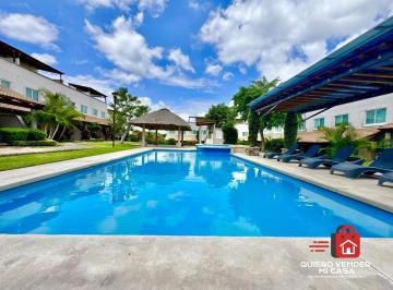 Casa · 125m² · 3 Recámaras · 1 Estacionamiento · Casa en Venta con Jacuzzi, Jardín y Alberca – Cerca de Cuernavaca More