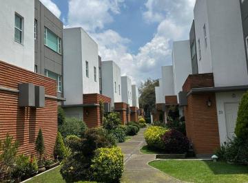 3db3d74f2f1505c16157754c27935bebb955ce84f203e021f39509617131c846 · Casa Remodelada en Privada en Cuajimalpa