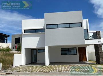 Casa · 307m² · 3 Recámaras · 3 Estacionamientos · Casa - Punta Tiburón