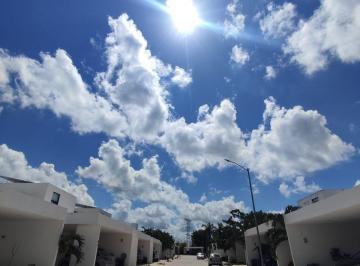 Casa de 3 habitaciones, Mérida · Hermosa Casa en Venta Construida en Una Sola Planta en Temozón Norte
