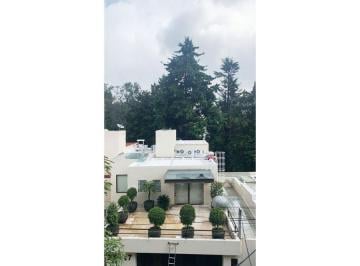 Departamento · 220m² · 2 Recámaras · 2 Estacionamientos · Departamento - Lomas Altas