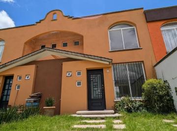 Casa · 114m² · 2 Recámaras · 1 Estacionamiento · Venta de Casa en San Felipe Tlalmimilolpan Toluca