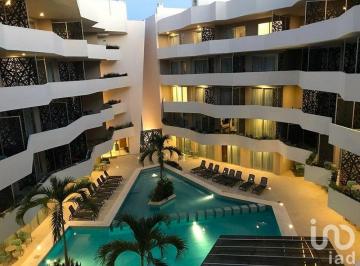 Departamento · 214m² · 2 Recámaras · 1 Estacionamiento · Penthouse 2 Recamaras, Lock Off, en Venta en El Centro Playa del Carmen