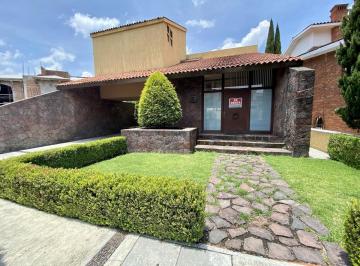 Casa en condominio · 490m² · 3 Recámaras · 4 Estacionamientos · Casa en Condominio - Country Club