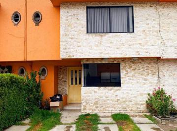 Casa en condominio · 3 Recámaras · 2 Estacionamientos · Casa - Villas de Santa Ana