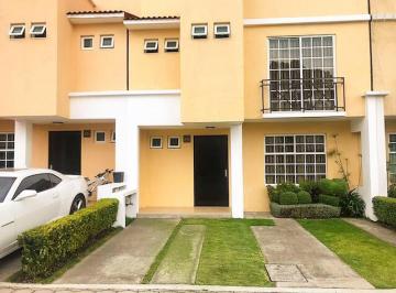 Casa en condominio · 190m² · 3 Recámaras · 2 Estacionamientos · Casa en Condominio - Gran Morada