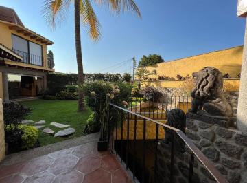 Casa · 392m² · 5 Recámaras · 3 Estacionamientos · Casa - Club de Golf Tabachines