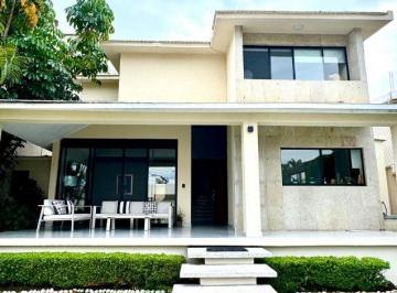 Casa de 3 habitaciones, Cuernavaca · Casa en Venta Jardines de Reforma