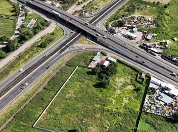 Terreno / Lote , Tezoyuca · Terreno en Venta Sobre La Carretera Lechería - Texcoco
