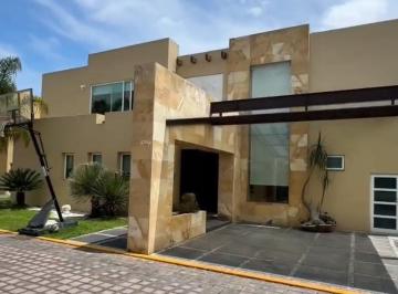 Casa en condominio de 4 habitaciones, Metepec · Venta de Casa en Residencial del Sol Metepec
