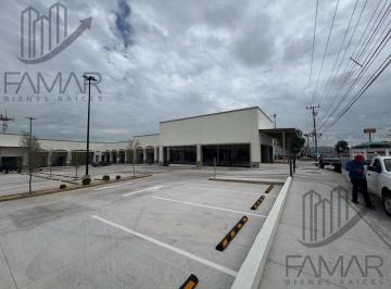 Local comercial · 66m² · 67 Estacionamientos · Local en Zarco