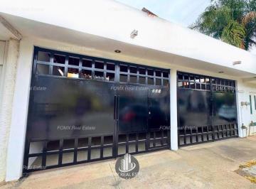 Casa · 180m² · 3 Recámaras · 3 Estacionamientos · Casa en Venta en Fracc. Villamagna
