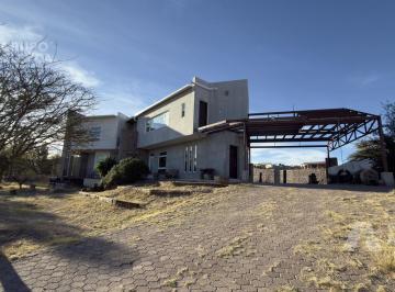 Casa · 364m² · Casa Presa Rejon, Los Fresnos