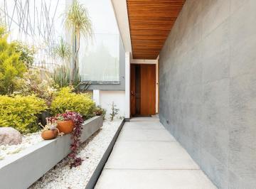 Casa · 492m² · 4 Recámaras · 3 Estacionamientos · Casa en Venta, Fraccionamiento La Concepcion, Puebla, Zavaleta, Gran Jardin