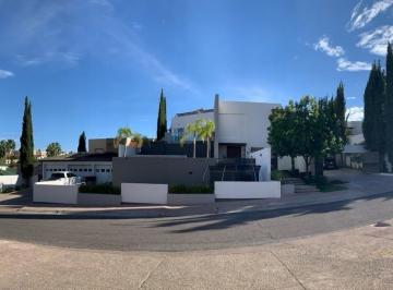Casa de 3 habitaciones, Chihuahua · Casa Venta en Hacienda Santa Fe
