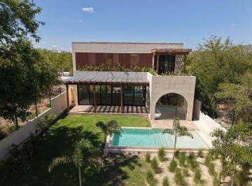 5929cb20fa669ed5cc13c457cb4e25bb8f0f4a2d12aae232cab147fd0eef3a21 · Casa en Venta con Vista Al Campo de Golf en Provincia Residencial, Mérida