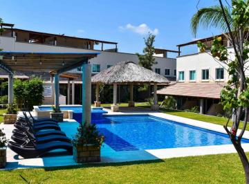 Casa en condominio de 3 habitaciones, Xochitepec · Casa en Venta con Alberca 3 Recamaras Al Sur de Cuernavaca Morelos