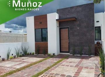 Casa · 161m² · 2 Recámaras · 2 Estacionamientos · Casa en Venta en Mayorazgo Leon Gto