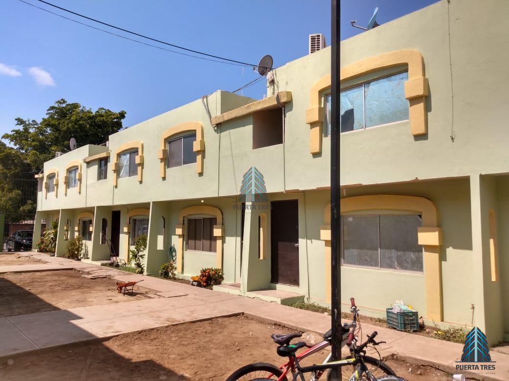 8 Two-Story Houses in Ermita Residential Complex