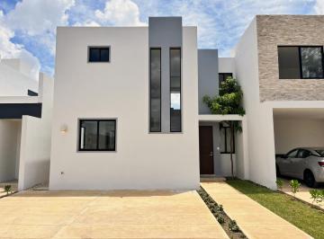 344e26556018165ab225393d19a678941b05e1bcd1c8ebcbab30793c339c9777 · Casa en Venta en Mérida | Privada con Amenidades, Seguridad y Plusvalía