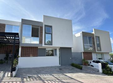 Casa en condominio 319m² Venta Fraccionamiento Colinas Del Centinela · Casa en Venta Colinas de San Isidro, Zapopan, jalisco