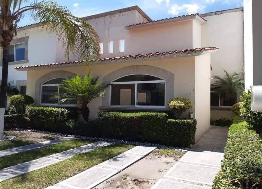 House for Sale in Las Alamedas Housing Development, Celaya