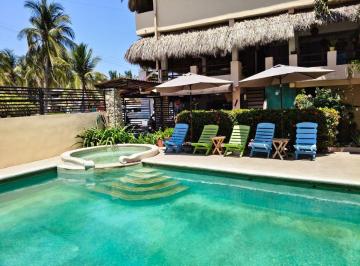 Villa de 15 habitaciones, Santa María Colotepec · Hotel en Venta en Puerto Escondido.