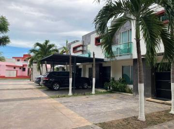 Casa de 2 habitaciones, Mérida · Townhouse de Entrega Inmediata, en Zona Norte.