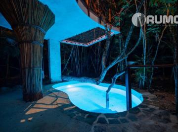 Casa Venta de 1 habitación · Casa con 1 Recámara de 174 m² en Venta en Tulum