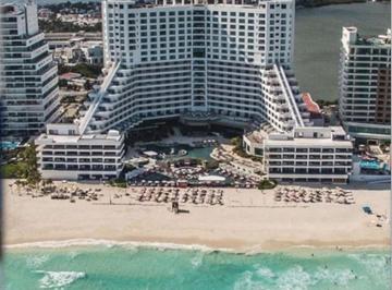 Edificio · 39800m² · 696 Recámaras · Hotel en Zona Hotelera