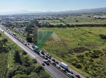 6563ab9f5340ab9e92ebf2f97cf86412640763dc20c1ef70041eec9000a951d9 · Terreno en Venta, Querétaro
