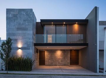 Casa · 260m² · 4 Recámaras · Casa en San Angel V