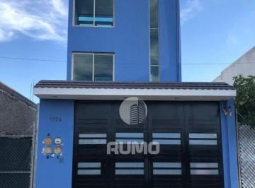 Casa uso de suelo de 1 habitación, Zapopan · Consultorio Privado