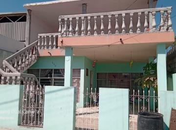 Casa de 6 habitaciones, General Escobedo · Casa en Venta, Escobedo en Los Elizondo, Terreno: 480 m² a 1 Cuadra de Av Juárez y Av Pinos