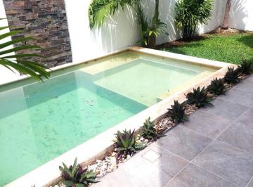Casa · 290m² · 5 Recámaras · 2 Estacionamientos · Venta Casa 5 Rec. Res. Rio