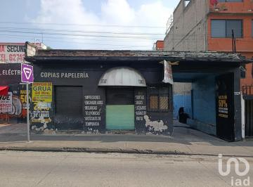 Terreno / Lote · 220m² · Terreno en Venta Sobre Av Río Consulado: Ideal Para Desarrollo de Vivienda Vertical
