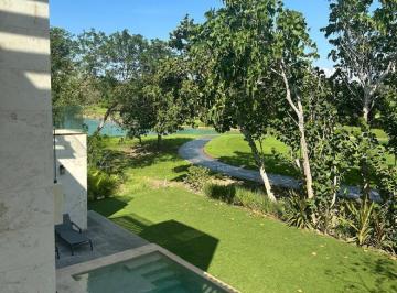 Casa de 5 habitaciones, Mérida · Se Vende Hermosa Casa en El Exclusivo "Yucatan Country Club"
